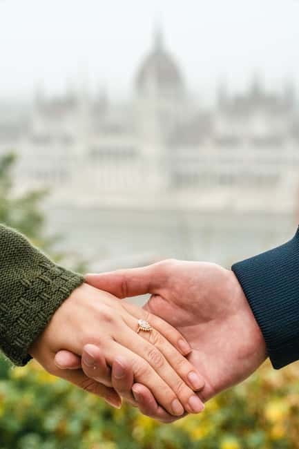 Budapest: Secret Proposal Photoshoot at Buda Castle - Who Is This Experience Best For?