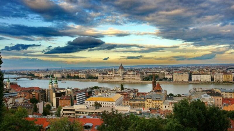 Budapest: Sightseeing Cruise on the Danube - FAQ