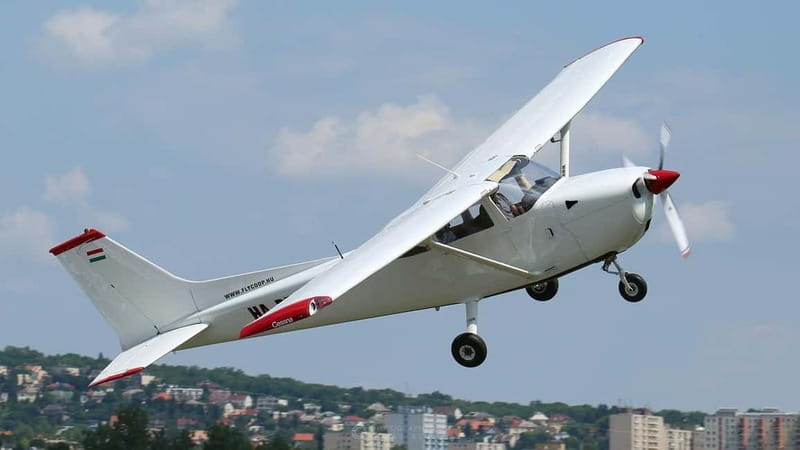 Budapest Sightseeing Flight with Cessna C172 - Key Points/Takeaways