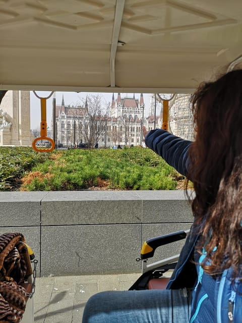 Budapest: Sightseeing Tour by Electric Tuktuk - Key points / Takeaways
