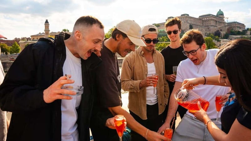 Budapest: Sip & Sail Danube Cruise with Prosecco Cocktails - Final Thoughts: Who Should Book This Cruise?