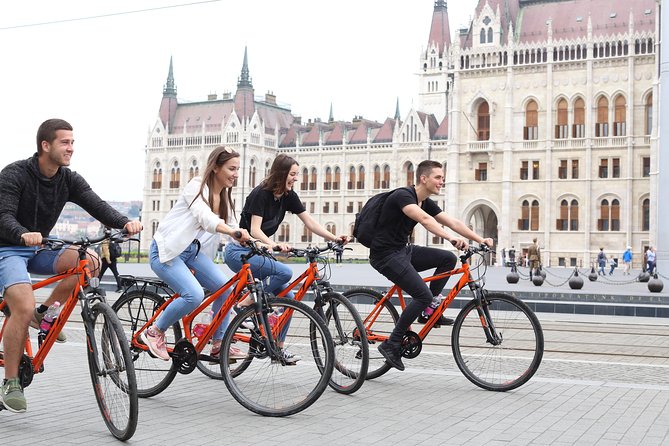 Budapest: Small Group Historic Downtown Bicycle Tour - Meeting Point and Pickup Details