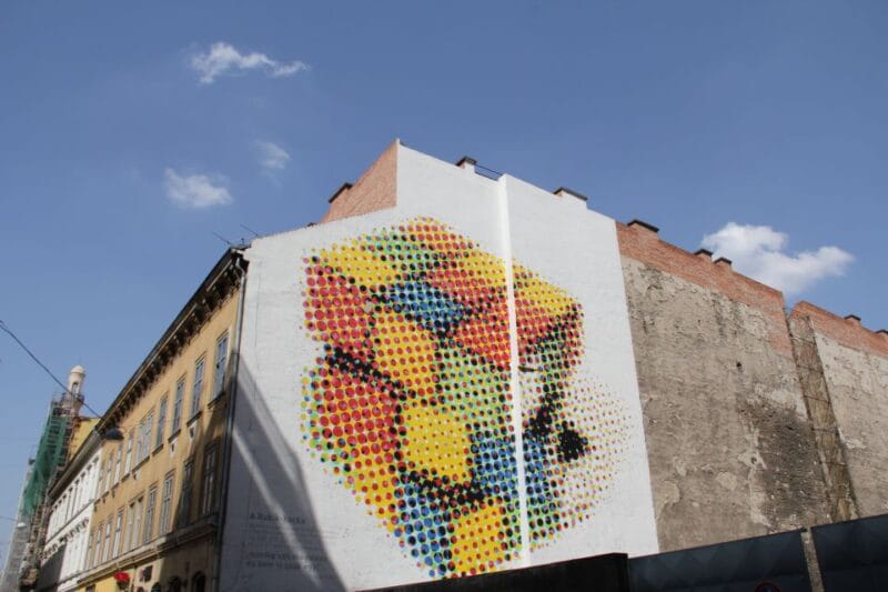 Budapest: Street Art Tour - The Role of Local Artists and Political Expression