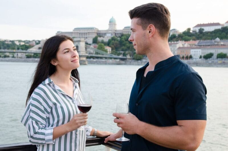 Budapest: Summer Brunch & Cruise with Prosecco or Cake - The Sights: A Moving Panorama