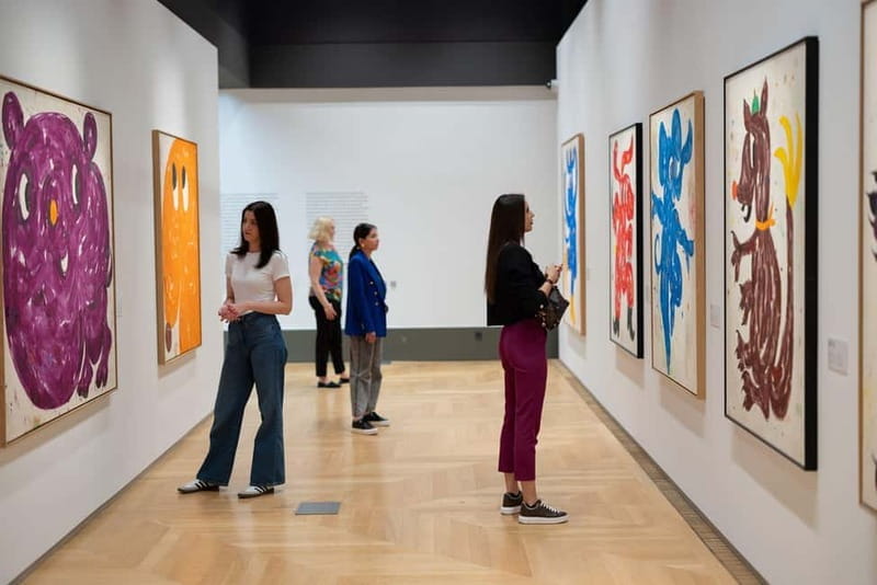 Budapest: Szabolcs Bozó Exhibition Soulmate  Guided Tour - Budapest: Szabolcs Bozó Exhibition Soulmate Guided Tour – A Creative Peek into Modern Art