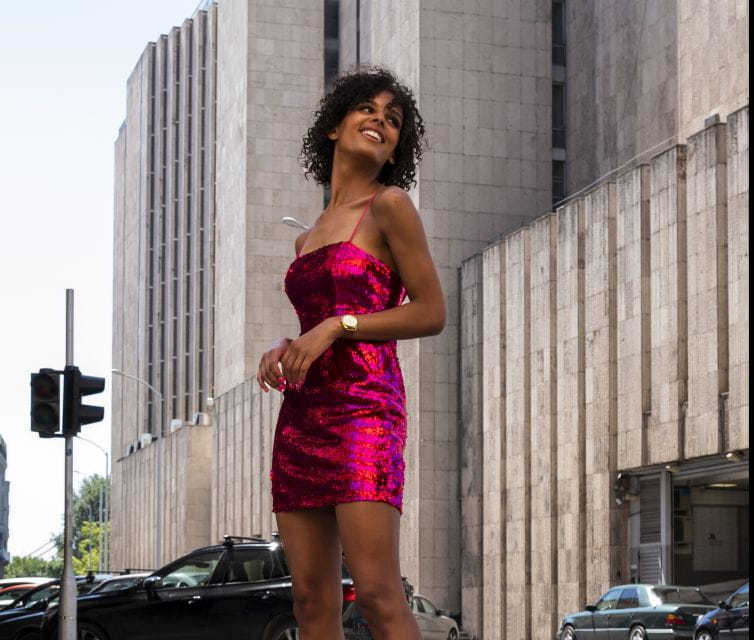 Budapest: Walking Tour and Photoshoot with Digital Photos - Key points / Takeaways