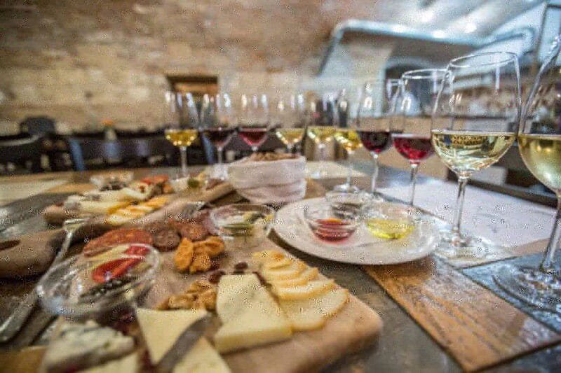 Budapest: Wine, Cheese, and Charcuterie Tasting - Who Should Consider This Tour?