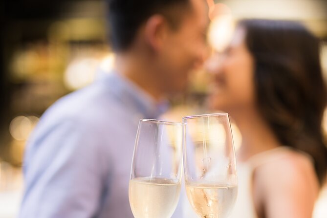 Budapests TOP Sights Evening Cruise & Welcome Drink - Meeting Point and Check-in