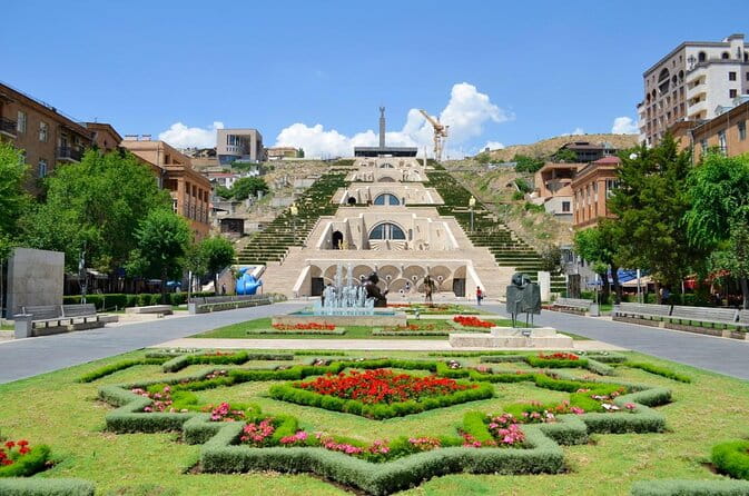 Budget walking tour in Yerevan (Yerevan city tour) - Experience Yerevan on Foot: A Budget-Friendly Guided City Tour