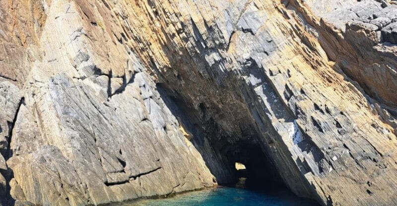 Buggerru: Boat Excursions Mines in the Blue - Two Refreshing Swims and the Coastal Environment