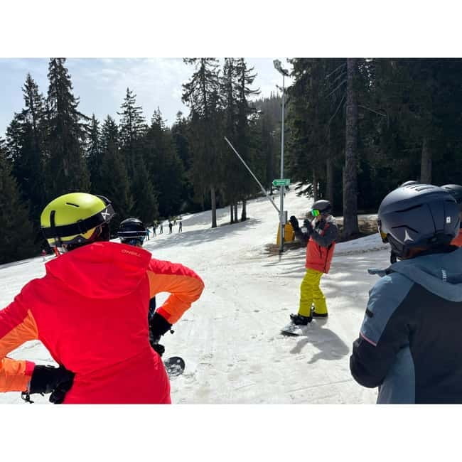 Bulgaria:Borovets,Private Ski and Snowboard lessons - The Role of the Guides and Their Teaching Approach