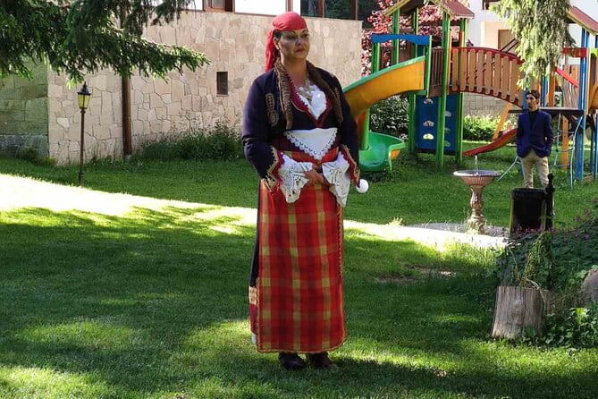 Bulgarian Dinner with Show from Nessebar and Sunny Beach - Practical Tips for Travelers