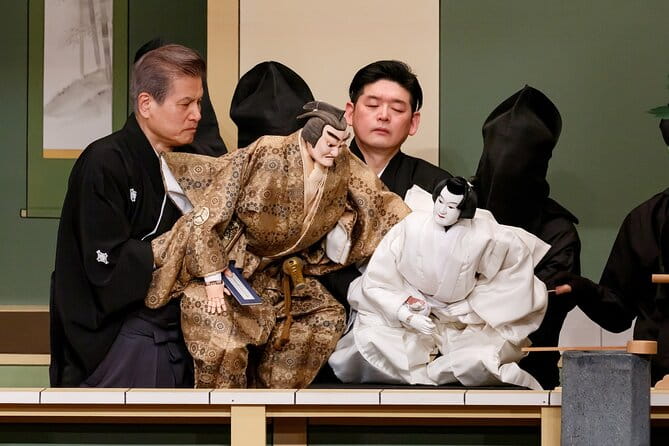 BUNRAKU Performance by National Theatre in Oimachi, Tokyo - Key Points