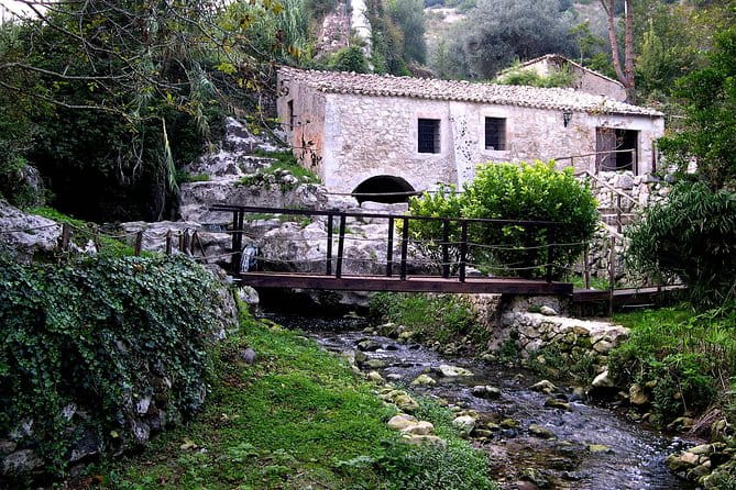 Buscemi - Palazzolo Acreide - Marzamemi Tour - FAQs