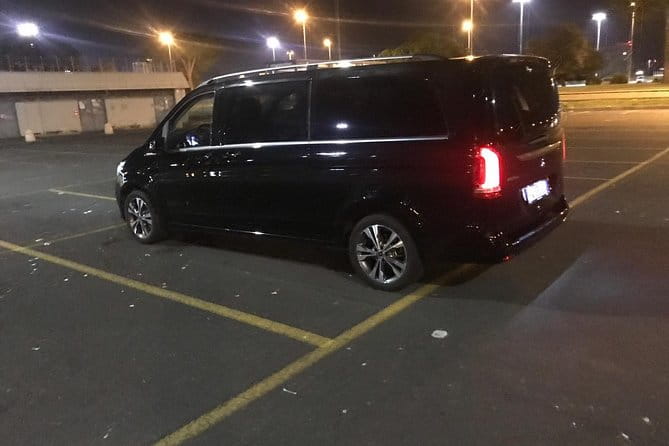 Cab from Fiumicino airport to Rome - Introduction: A Smooth and Comfortable Ride into Rome