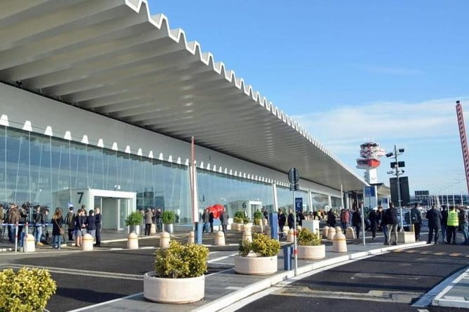 Cab from Fiumicino airport to Rome - Arriving in Rome: What to Expect from the Transfer