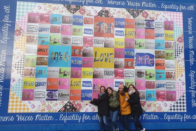 Cab Tours Belfast Famous Black Taxi Tours - Pickup and Meeting Point