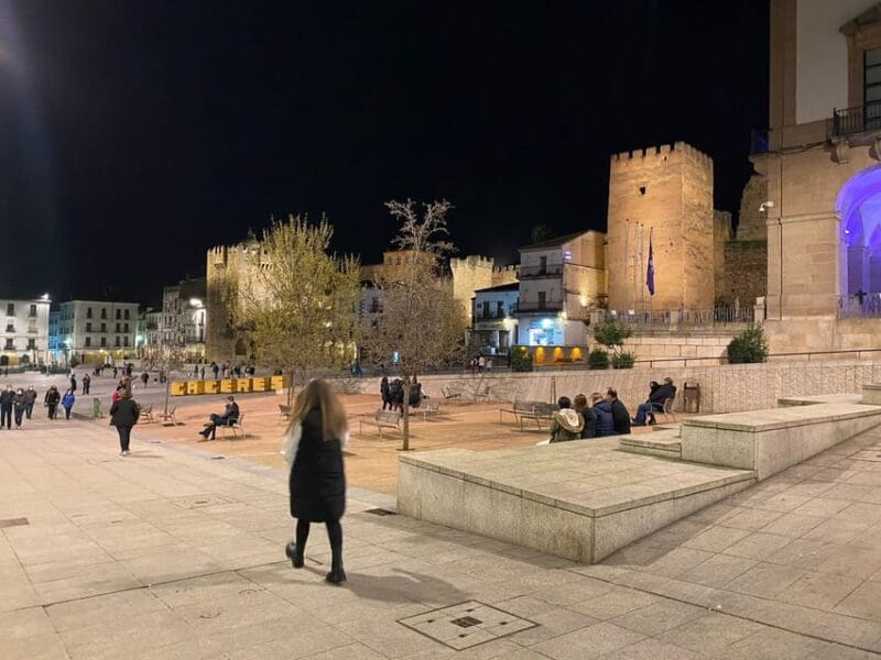 Cáceres: City Highlights Walking Tour with Local Guide - What to Expect from the Tour Experience