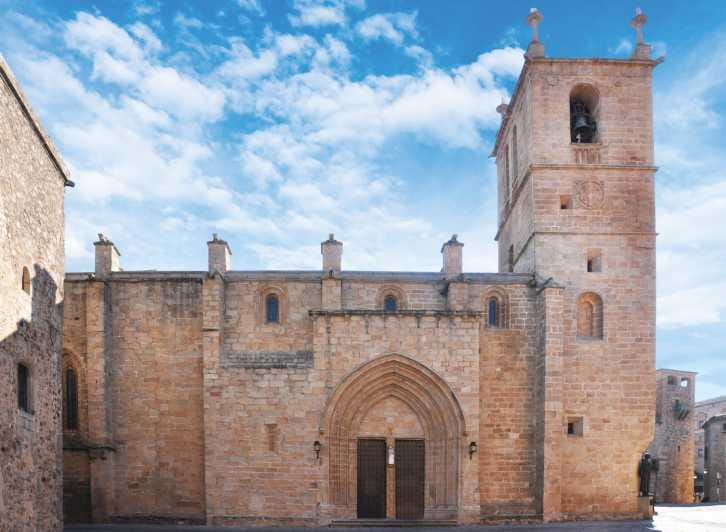 Cáceres: Concathedral of Santa Maria Ticket with Audio Guide - Key Points / Takeaways