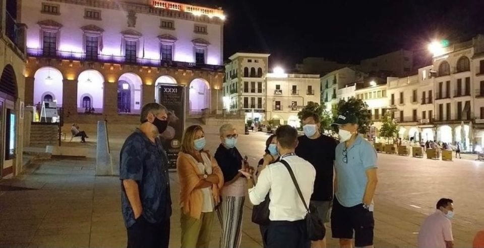 Caceres: Guided Sunset Sightseeing Tour - Tour Overview