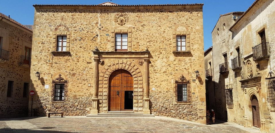 Cáceres - Private Historic Walking Tour - Medieval Monuments and UNESCO World Heritage