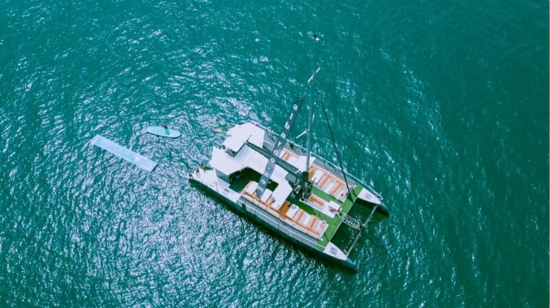 Cadiz capital:Catamarán Experience paseo con baño y almuerzo - Who Should Consider This Tour?