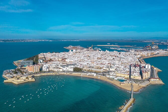 Cadiz: City Walk with Audio Guide in 7 Languages on your Phone - The Practicalities: How the Tour Works