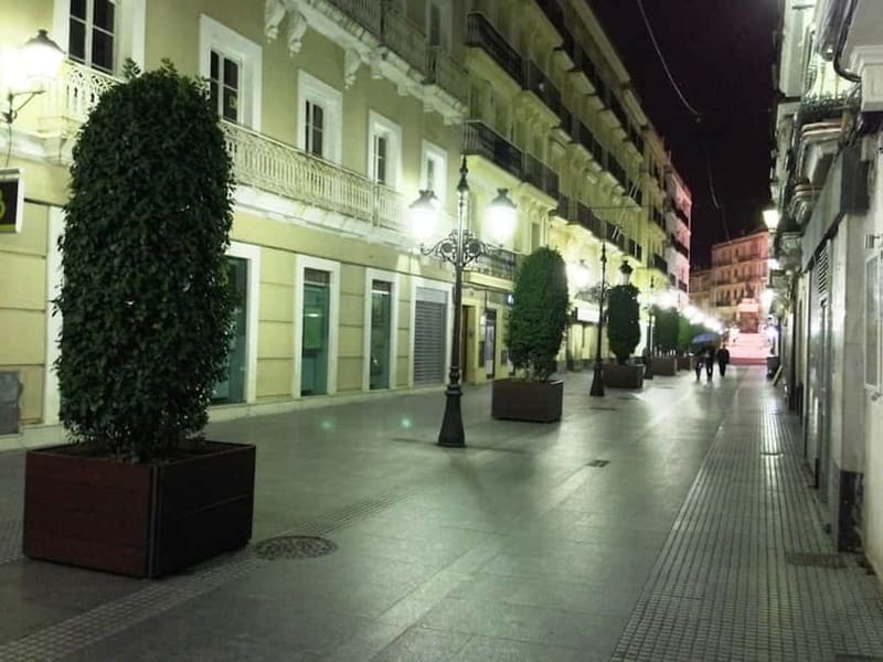 Cadiz: Enigmas City Tour - Who Will Love This Tour?