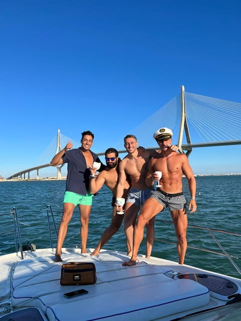 Cadiz: Exclusive Yacht excursion to La Caleta or Pepa Bridge - Exploring Cádiz from the Water: A Detailed Review