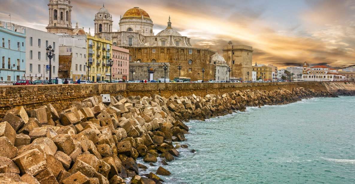 Cadiz: Mysteries and Crimes Walking Tour With Souvenir - Itinerary Details