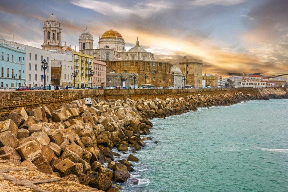 Cádiz: Mysteries and Legends Walking Tour With Souvenir - Detailed Itinerary