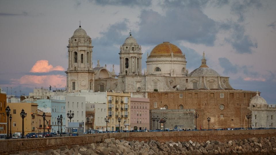 Cádiz: Private Guided Tour With Flexible Route - Booking Information