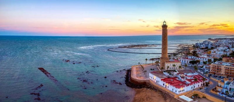 Cadiz: Private Tour with Wine Tasting - Exploring Cadiz: Where the Past Meets the Present