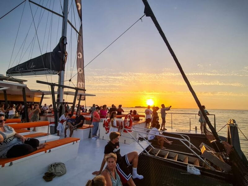 Cádiz: Sunset Catamaran Cruise with Drink - An Authentic Cádiz Experience on the Water