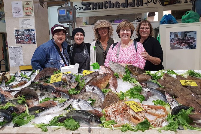 Cagliari Easy Tour - Exploring Castello Neighborhood