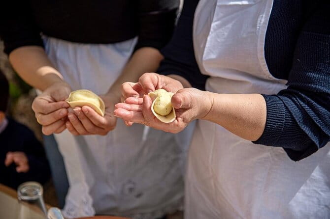 Cagliari Private Shore Excursion: Traditional Cooking Class with Lunch - Entering the Heart of Sardinian Cuisine