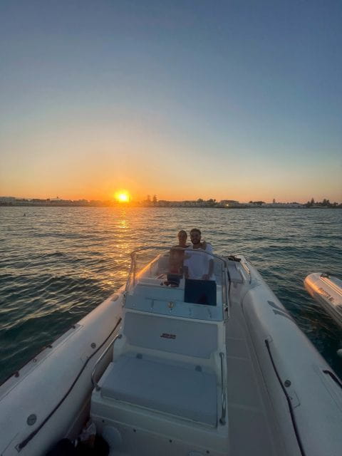 Cagliari: tour Sunset snorkeling con aperitivo e Delfini - Who Will Love This Tour?