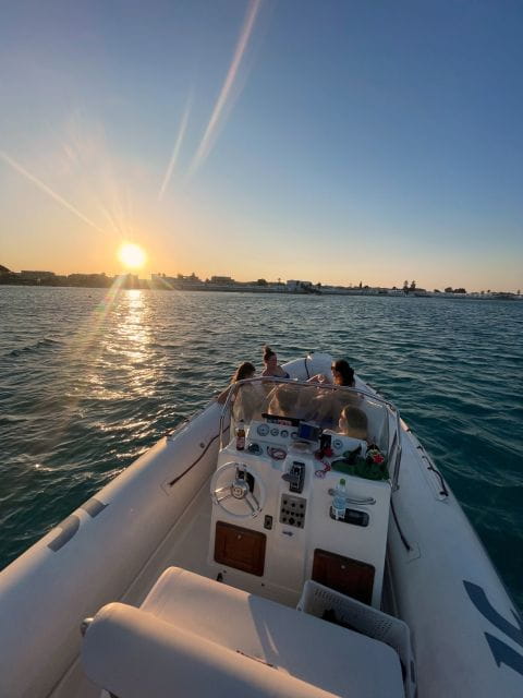 Cagliari: tour Sunset snorkeling con aperitivo e Delfini - FAQs