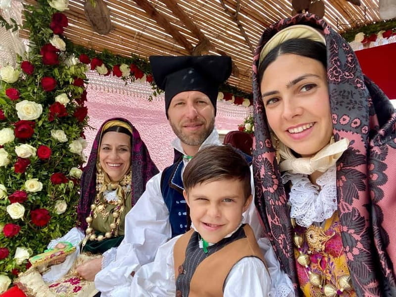 Cagliari: Traditional Dress and Filigree Jewelry Experience - Price and Logistics