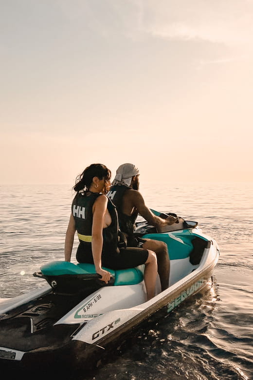 Cala d'Or | Jet Ski Sunset Tour 1h15 along southeast coast. - FAQs