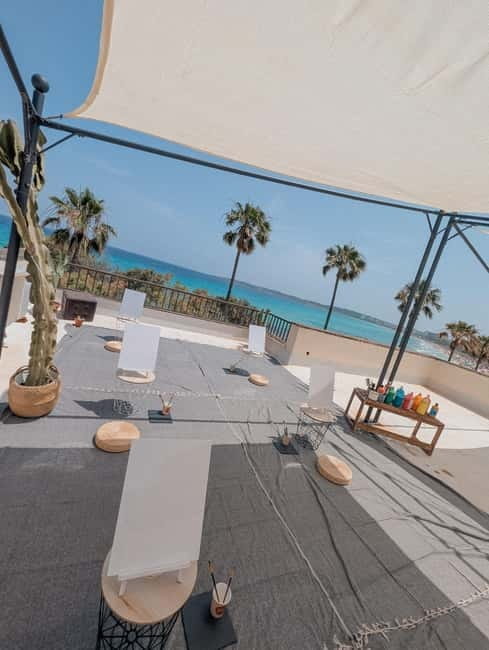 Cala Millor: Cava & Canvas Art Night at Coconut Shack - What’s Included and What to Keep in Mind