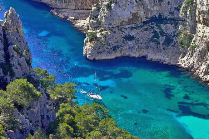 Calanques Of Cassis, the Village and Wine Tasting - FAQ
