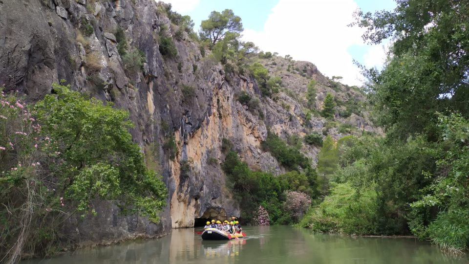 Calasparra: Almadenes Canyon Rafting With Caves and Rock Art - Key Points