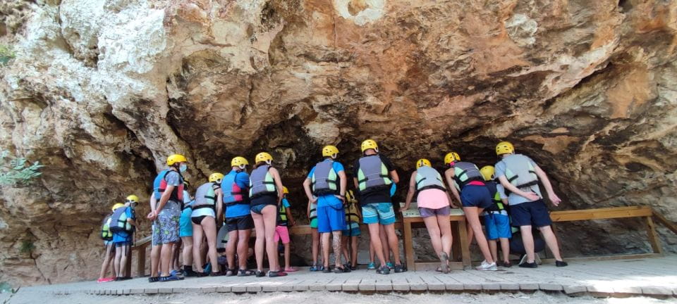 Calasparra: Almadenes Canyon Rafting With Caves and Rock Art - Rock Art and Cultural Significance
