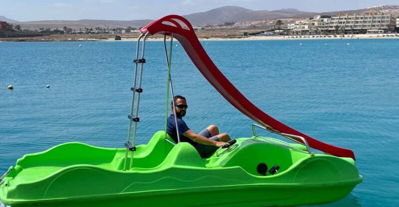 Caleta de Fuste: Pedalo with slide rental - Key points / Takeaways