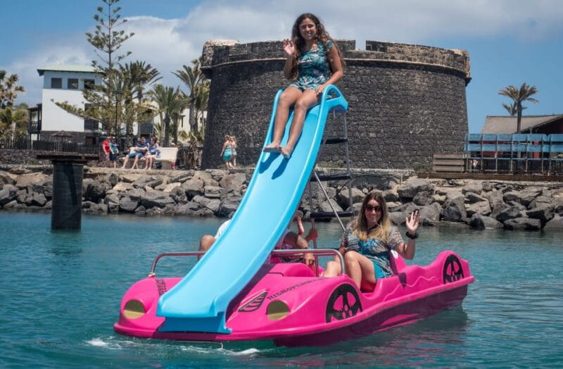 Caleta de Fuste: Pedalo with slide rental - Authentic Feedback from Visitors