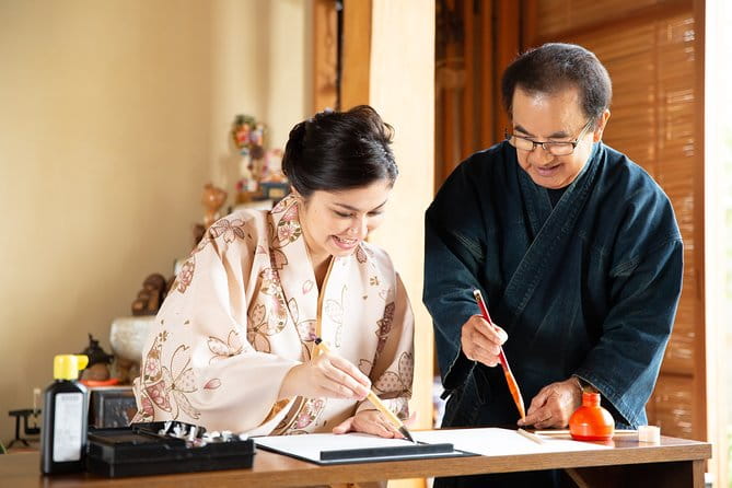 Calligraphy Experience With Simple Kimono in Okinawa - What to Expect During the Experience