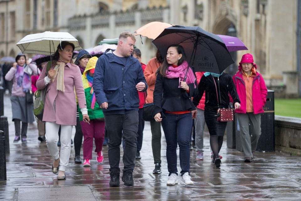 Cambridge: Chinese University Student-Guided Walking Tour - Exploring Iconic Cambridge Landmarks