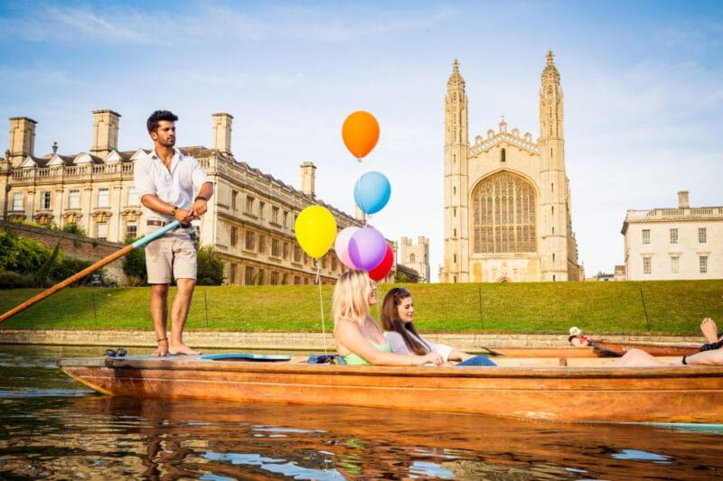 Cambridge: Shared Punting Tour with Guide - What to Expect from the Tour