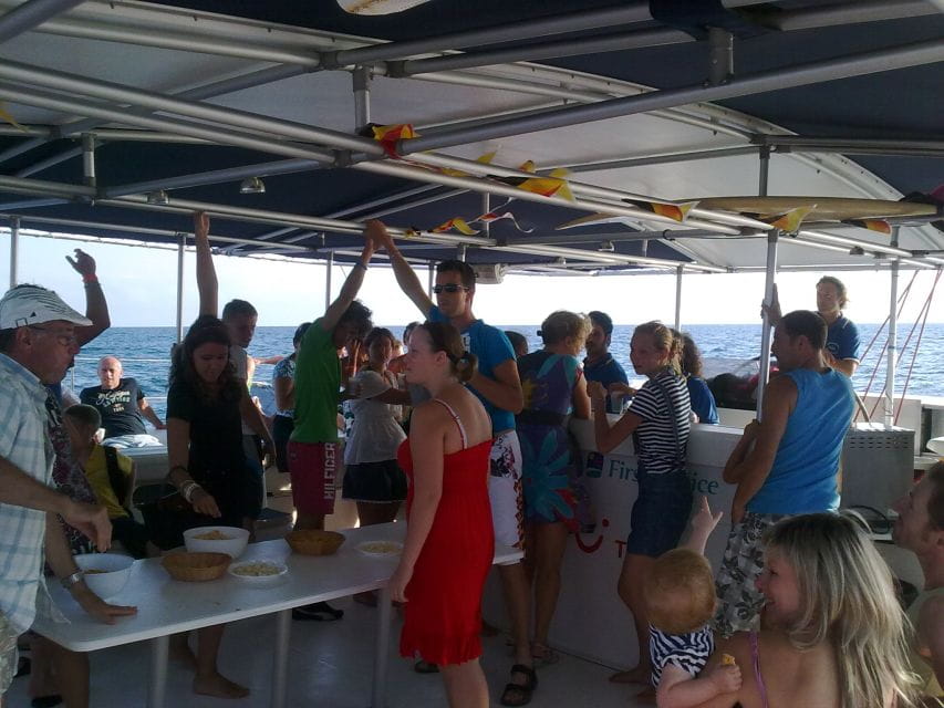 Cambrils: Costa Dorada Catamaran Day Cruise With BBQ Lunch - What to Bring